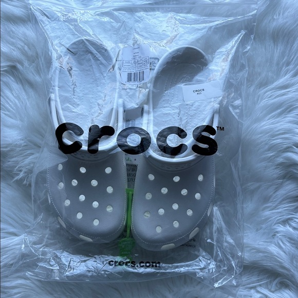 🆕Crocs Clog White Mens Sz 10 Women’s 12 Slip-On - Picture 2 of 8